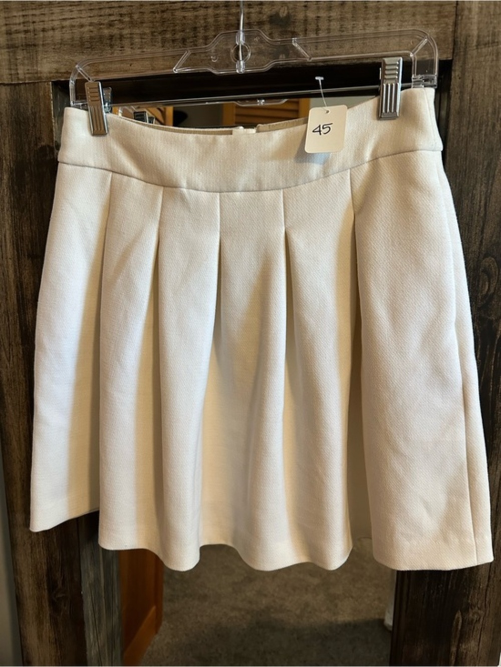 Classic Banana Republic Ivory Pleated A-Line Skater Skirt Textured Size 2 Lined